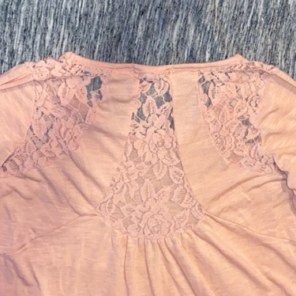 shirt - Picture 2 of 2